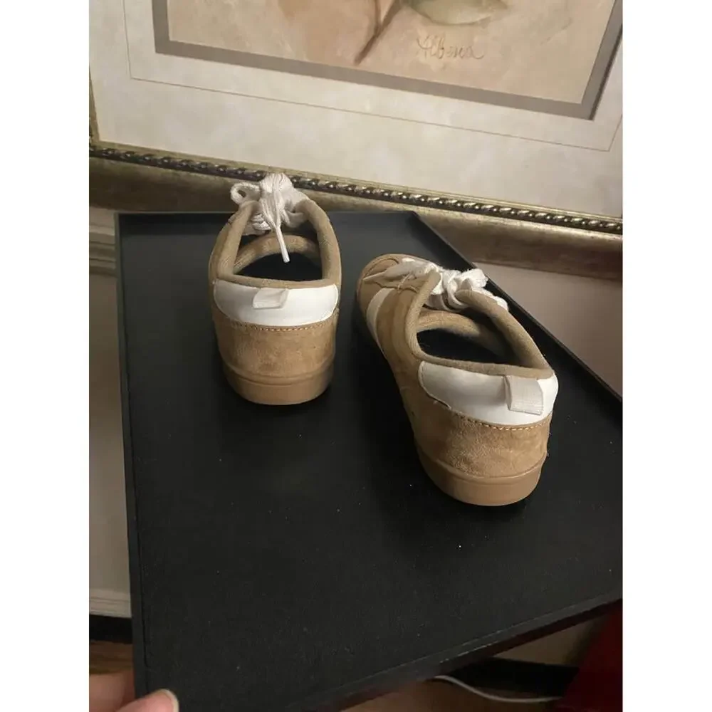 Old Navy Kids’ Tan & White Lace-Up Sneakers – Size 1